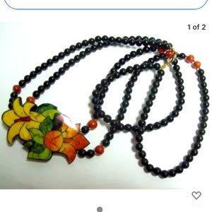 SANDEE WESOLEK  TROPICAL FLOWERS Lucite Necklace